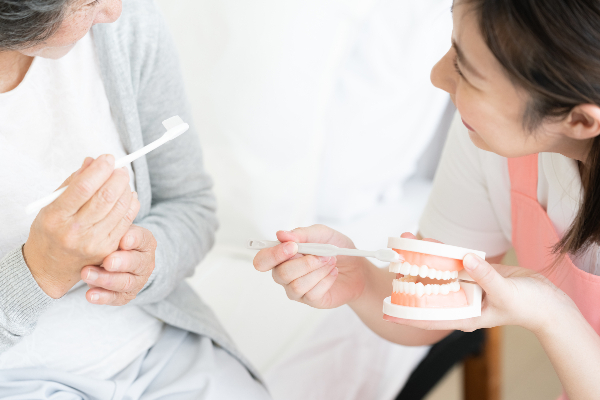 歯周病治療とセルフケアの重要性